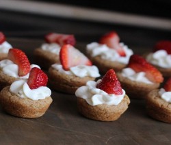 mini muffins integrali con fragole